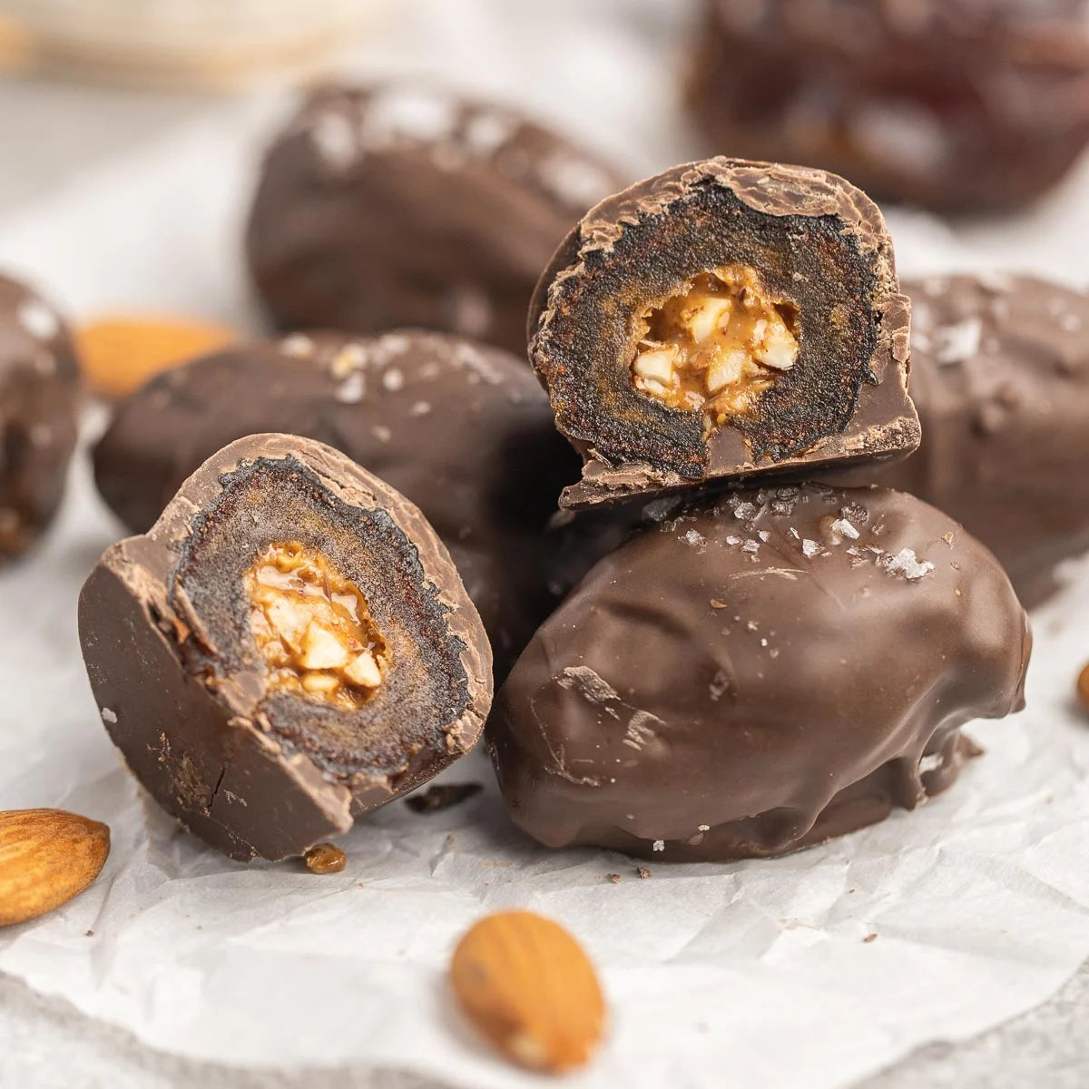 Chocolates Dates with Almond (15 Dates)